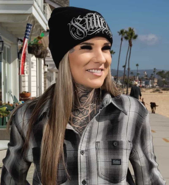 sullen-clothing-letras-beanie-black-2-min.jpeg