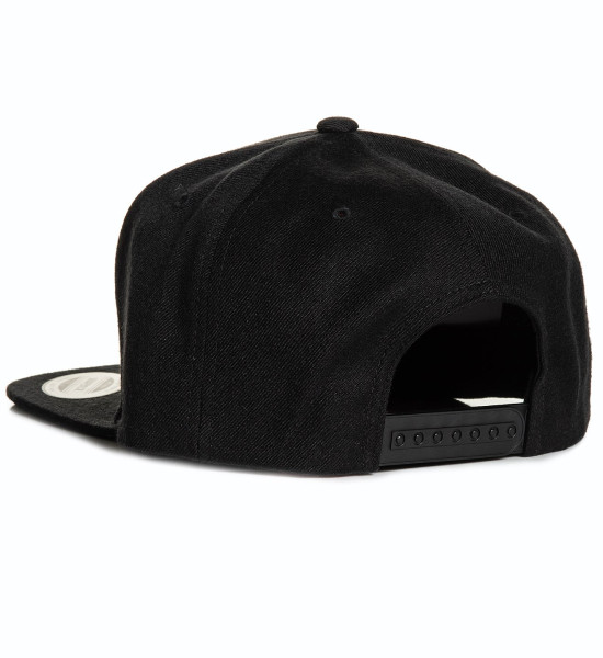 sullen-clothing-trinty-snapback-3-min.jpeg